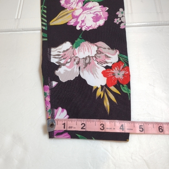 Calvin Klein women's floral print leggings size (M) - Picture 11 of 14